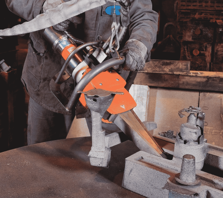 LOGO PRETA - CANETA (3)